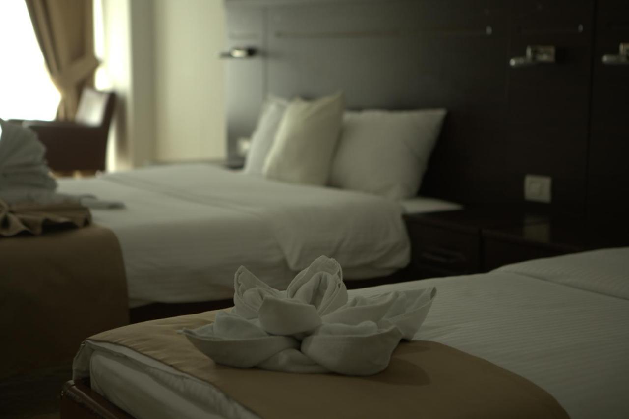 Arabella Hotel Kicevo Экстерьер фото