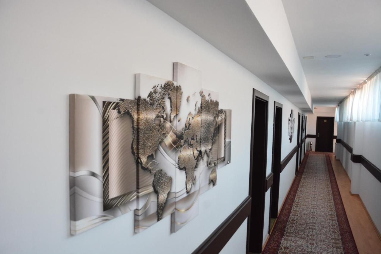 Arabella Hotel Kicevo Экстерьер фото