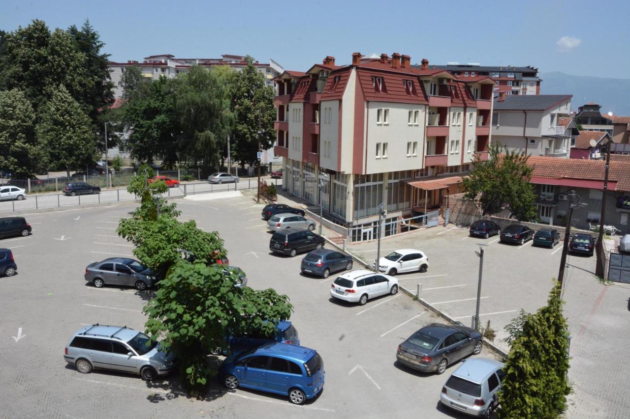 Arabella Hotel Kicevo Экстерьер фото