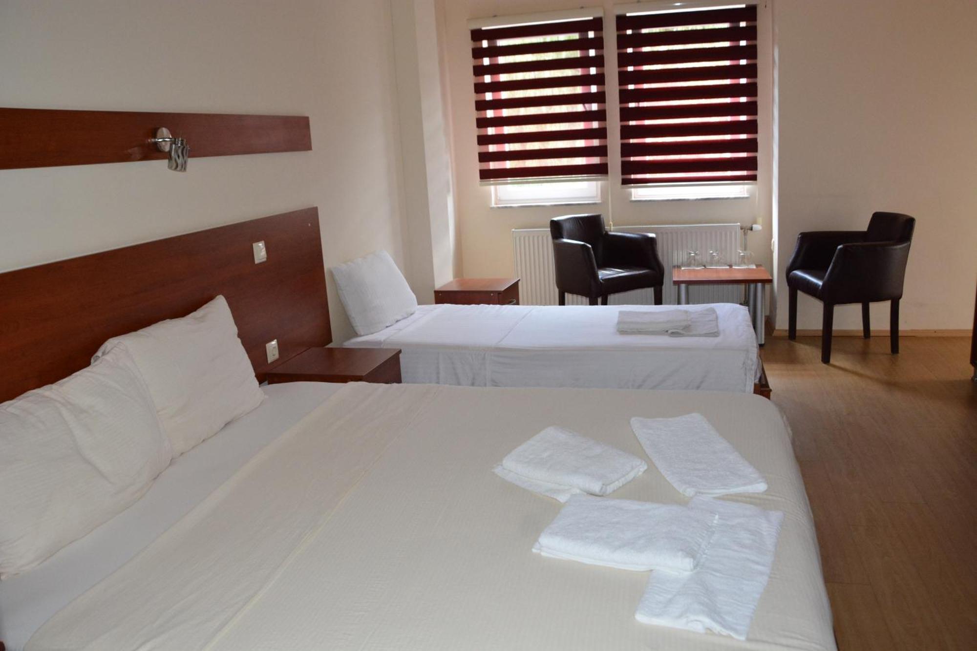 Arabella Hotel Kicevo Экстерьер фото