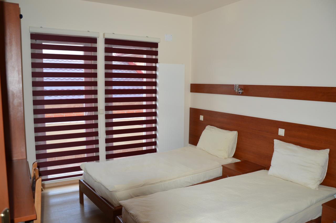 Arabella Hotel Kicevo Экстерьер фото